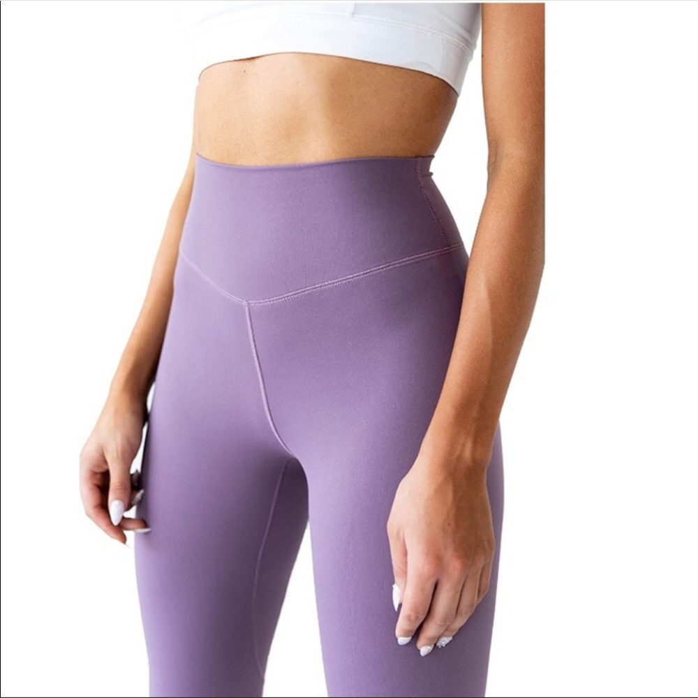 KAMO FITNESS Ellyn Leggings LIKE NEW - Picture 2 of 9